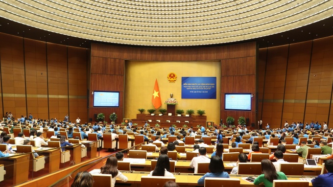 Bộ GD & ĐT: Xem xét đưa đối tượng giáo viên mầm non vào ngành nghề nặng nhọc, độc hại