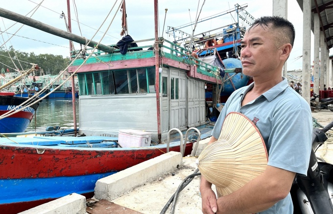 Cháy tàu cá, ngư dân đứng ngồi không yên vì thiệt hại hàng chục tỷ đồng
