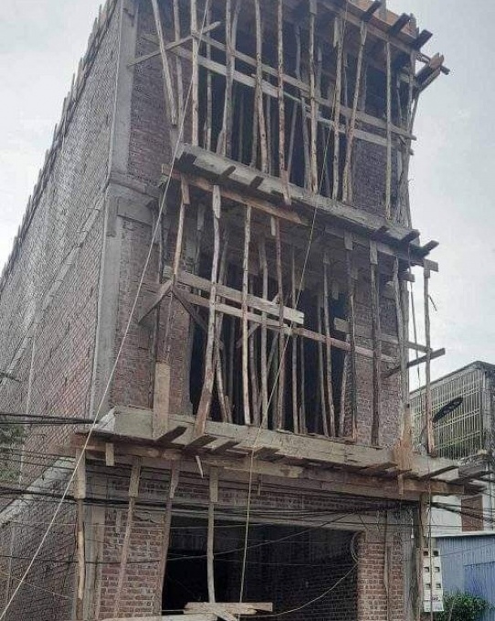 3 thợ xây bị điện giật khi đang xây dựng công trình, 1 người tử vong