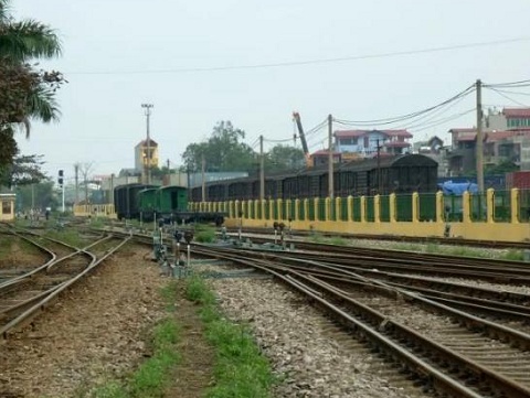 Đảm bảo đủ việc làm, nâng cao đời sống người lao động trong quá trình sắp xếp cơ cấu