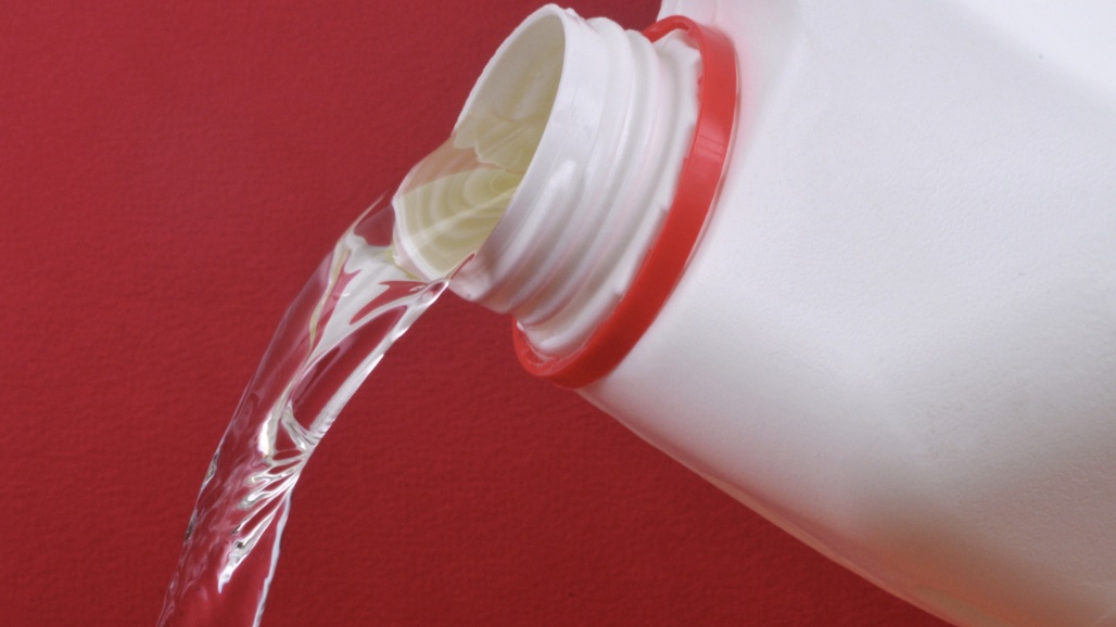 Đà Nẵng: Cứu kịp thời bé 2 tuổi do uống nhầm chất tẩy rửa bồn cầu