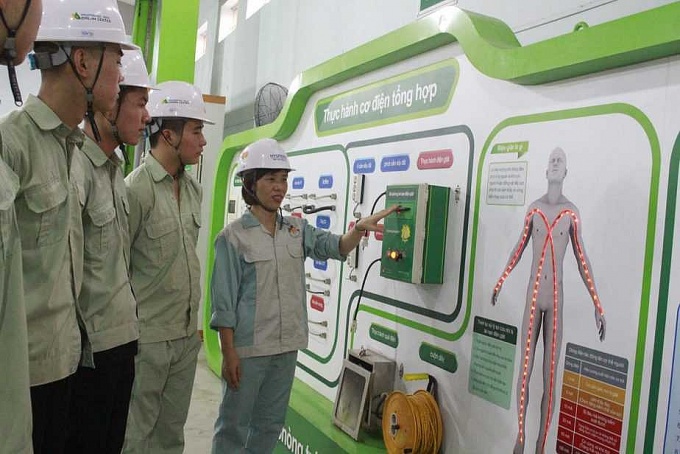 Hàng chục nghìn người làm nghề, công việc nặng nhọc, độc hại, nguy hiểm được huấn luyện