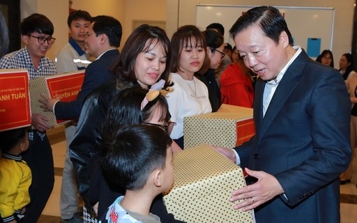 Phó Thủ tướng Trần Hồng Hà thông tin chính sách nhà ở của Đảng, Nhà nước đến công nhân