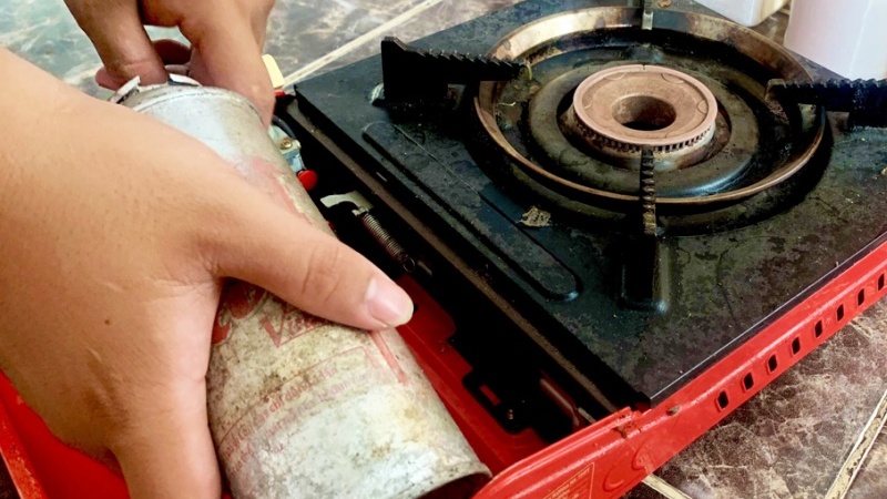 Hiểm họa từ bình gas mini: Công nhân cần biết các nguyên tắc an toàn