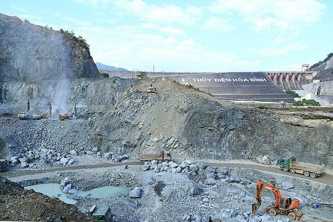 Đá rơi tại công trình Thủy điện Hòa Bình mở rộng khiến công nhân tử vong