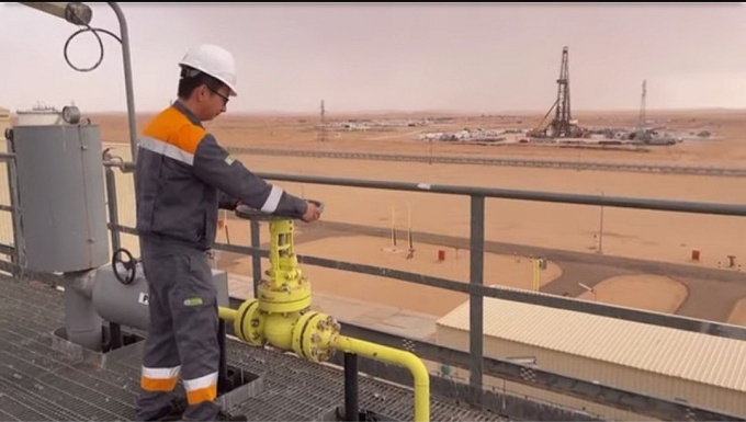 PVEP động viên, chúc Tết người lao động làm việc xuyên Tết tại Algieria