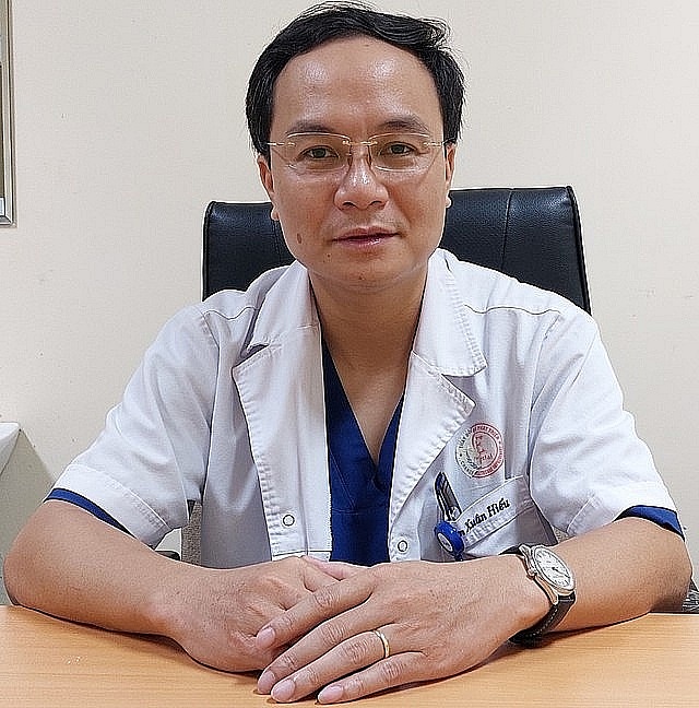 Chế độ giờ trực “không đủ mua bát phở” - nhân viên y tế mong chờ sự thay đổi Chế độ giờ trực “không đủ mua bát phở” - nhân viên y tế mong chờ sự thay đổi