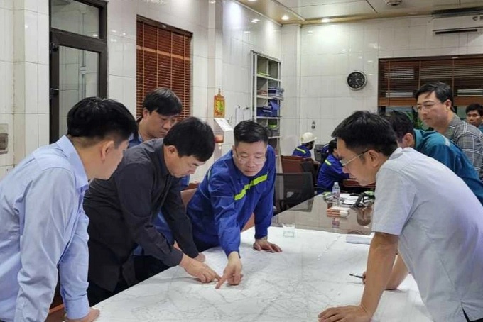 Lãnh đạo Tổng LĐLĐ Việt Nam thăm hỏi công nhân bị thương do cháy khí mê-tan