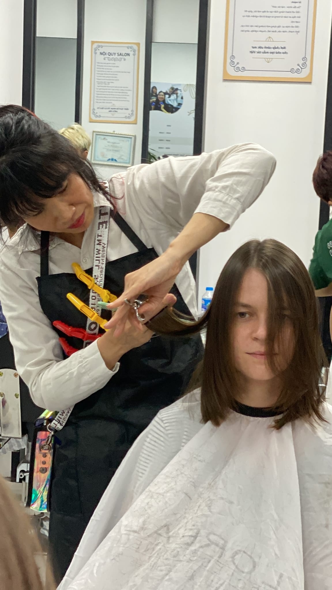 Cần đẩy mạnh công tác an toàn vệ sinh lao động trong nghề chăm sóc tóc Cần đẩy mạnh công tác an toàn vệ sinh lao động trong nghề chăm sóc tóc