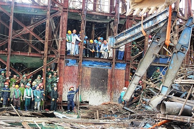Chết người do sập giàn giáo: Nguyên nhân và giải pháp