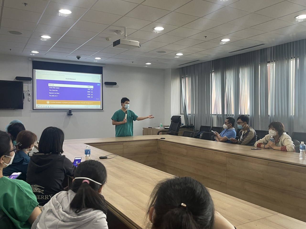 Những người thầm lặng trong hành trình chăm sóc sức khỏe nhân dân Những người thầm lặng trong hành trình chăm sóc sức khỏe nhân dân