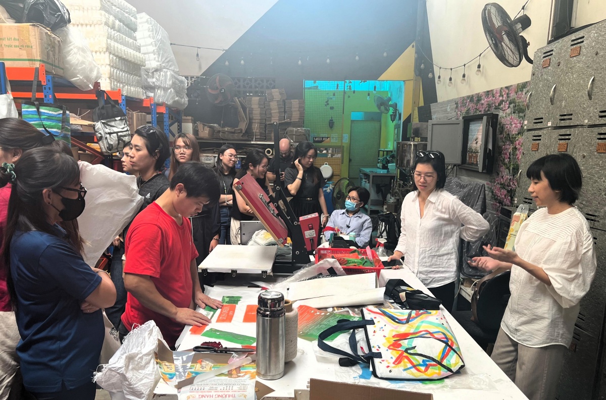 Khám phá các giải pháp bền vững giảm thiểu rác thải nhựa