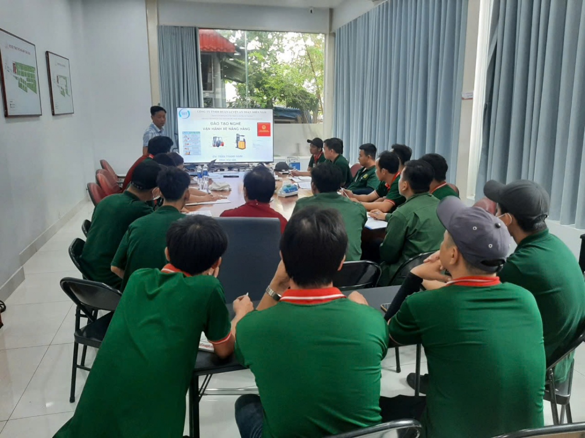 Doanh nghiệp làm tốt công tác an toàn, vệ sinh lao động