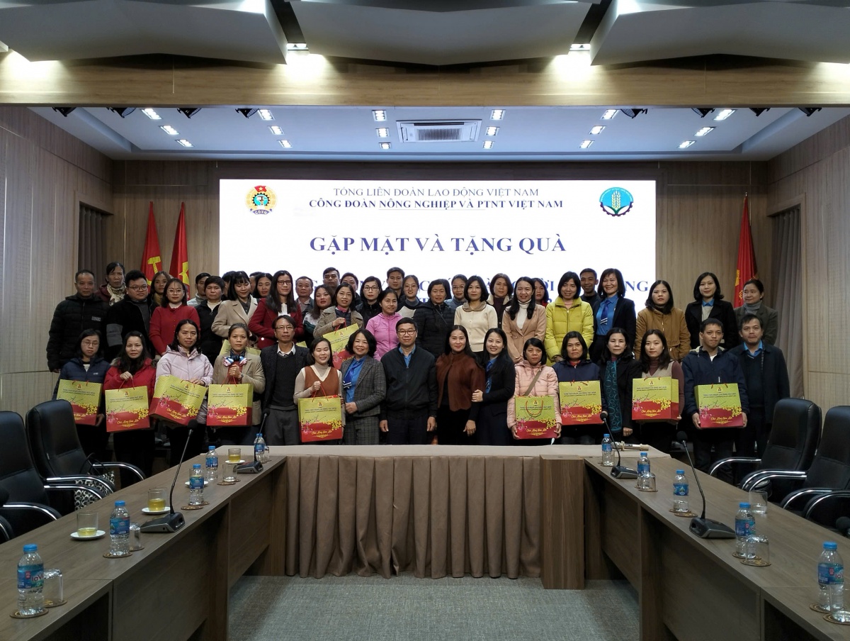 Mang Tết ấm áp đến với đoàn viên, người lao động ngành nông nghiệp