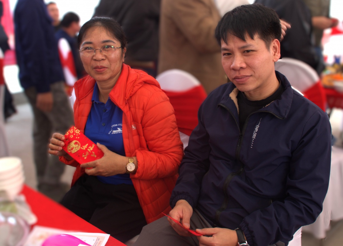 Tết ấm áp, sum vầy bên đường ray của người lao động đường sắt