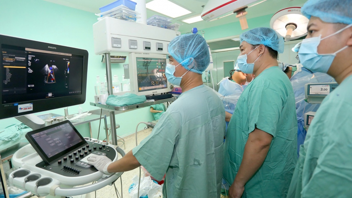Hành trình tái sinh: Ca ghép tim xuyên Việt kỳ diệu tại Huế