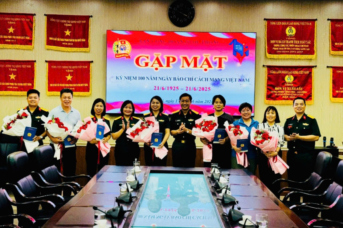 Công đoàn Quốc phòng: Báo chí là cầu nối lan tỏa hình ảnh “Người lính thợ”