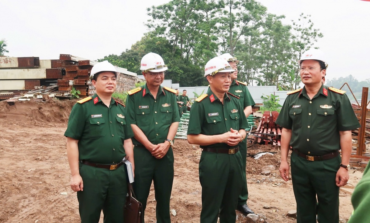 Công đoàn Quốc phòng: “Cán bộ là cái gốc của mọi việc”