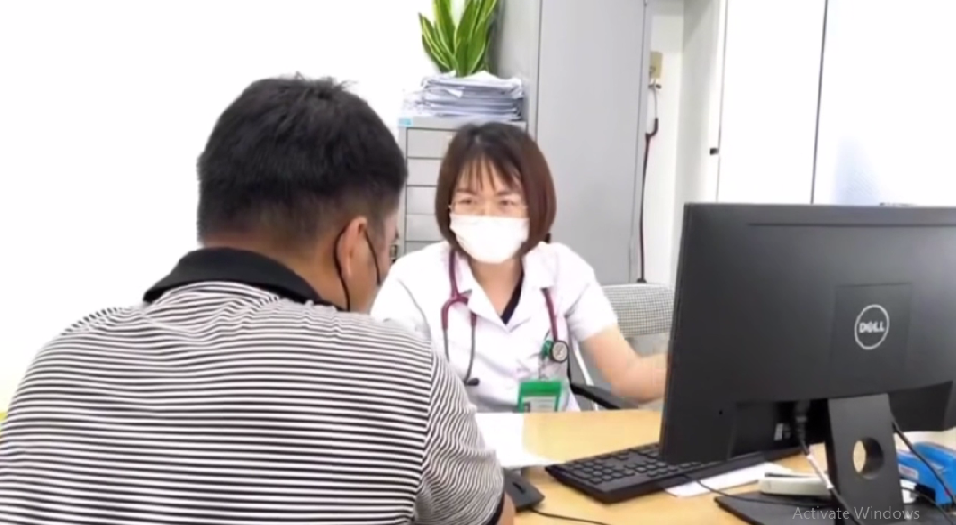 Sán dây dài 3 mét “tấn công” đường ruột vì thói quen ăn rau sống