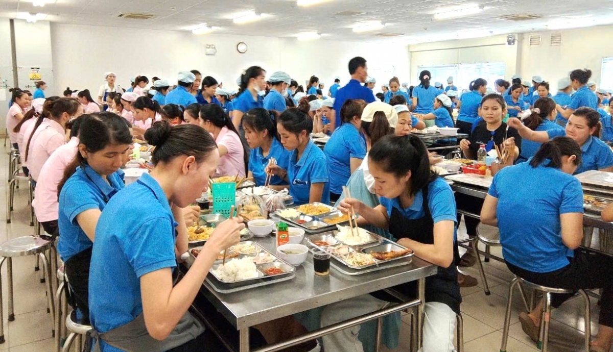 Bữa ăn Công đoàn - 