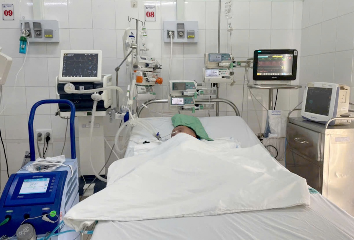 Cứu sống bé 2 tuổi ngưng tim do đuối nước, làm gì để phòng đuối nước cho trẻ?