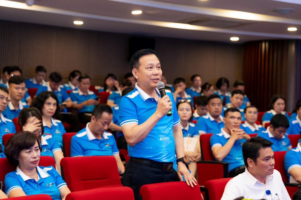 VNPT: Lắng nghe “khát vọng”, chia sẻ “trách nhiệm” trong cuộc đối thoại thẳng thắn với người lao động