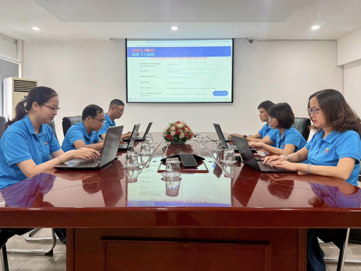 Cuộc thi Luật Công đoàn, BHXH: 