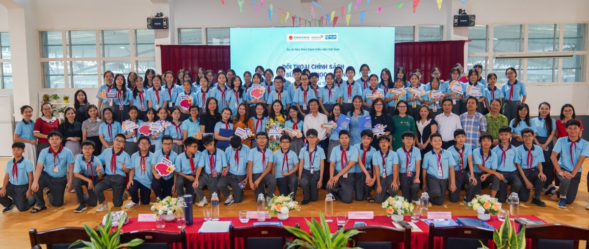 Đối thoại chính sách sức khỏe học đường: Đầu tư cho thế hệ trẻ em gái khỏe mạnh và tự tin