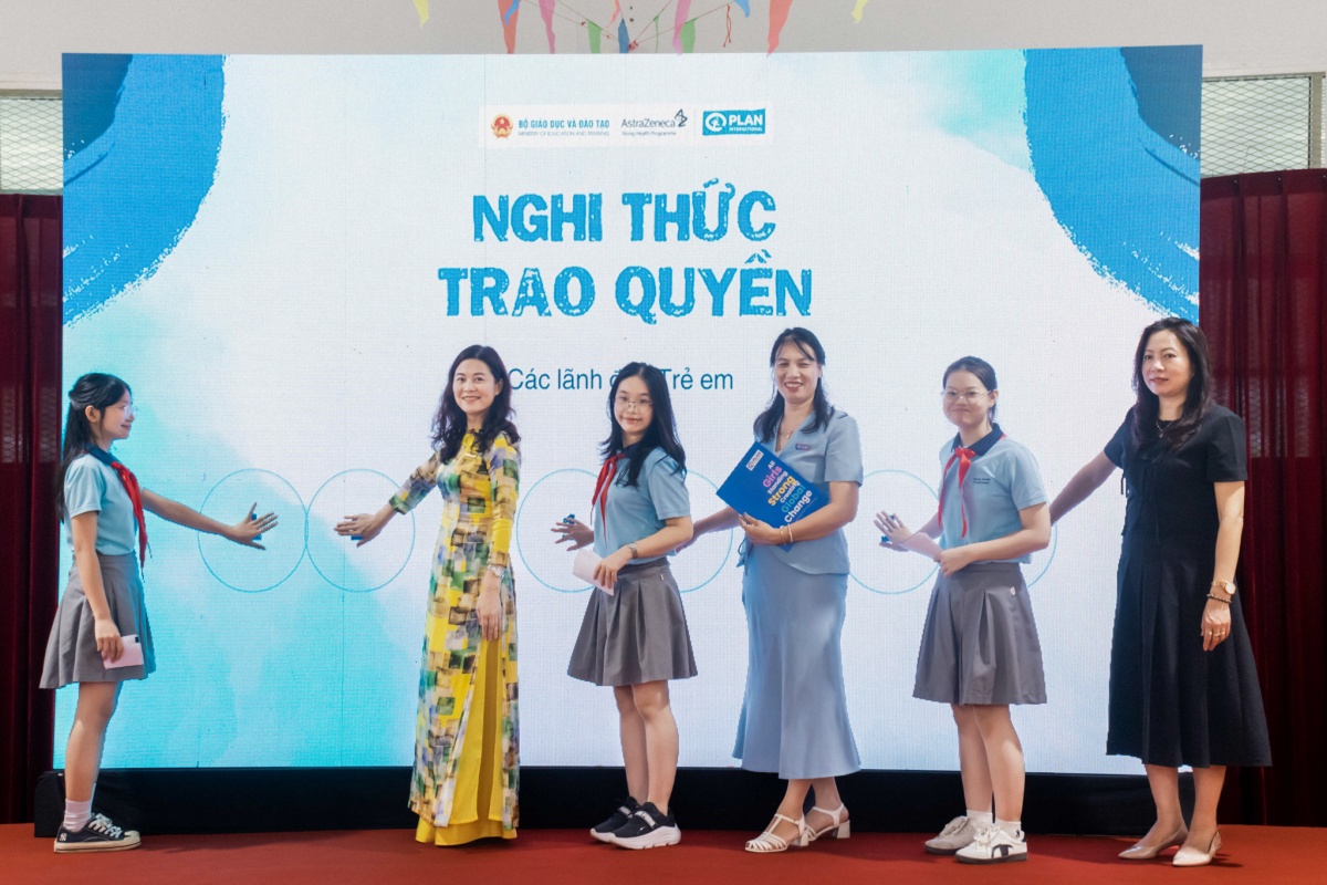 Đối thoại chính sách sức khỏe học đường: Đầu tư cho thế hệ trẻ em gái khỏe mạnh và tự tin