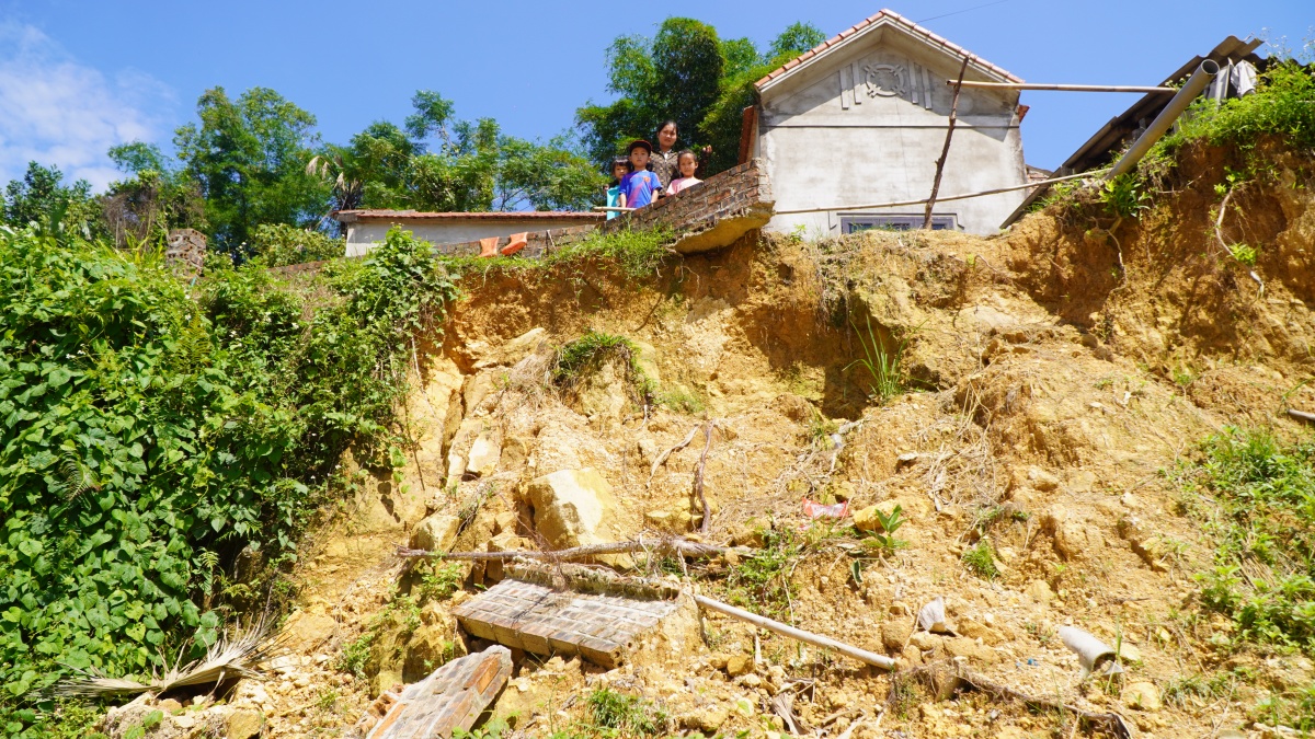 Việt Nam đối mặt với hậu quả thiên tai nặng nề, World Vision mở rộng ứng phó khẩn cấp tới 50.000 người