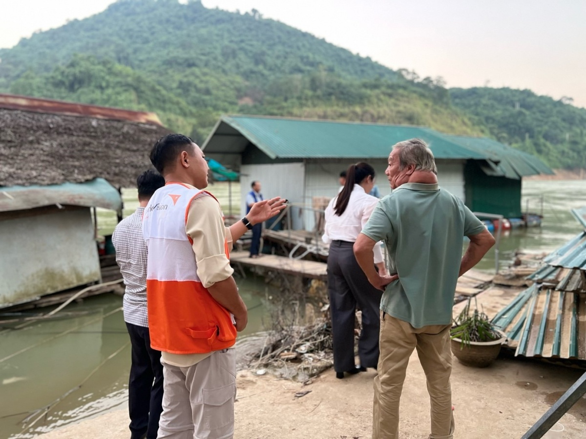 Việt Nam đối mặt với hậu quả thiên tai nặng nề, World Vision mở rộng ứng phó khẩn cấp tới 50.000 người