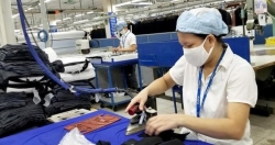 Áp dụng lương tối thiểu mới: Có giúp người lao động đỡ khó?